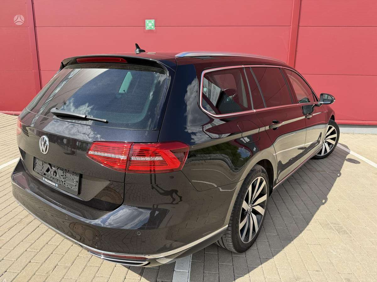 Volkswagen Passat - 7
