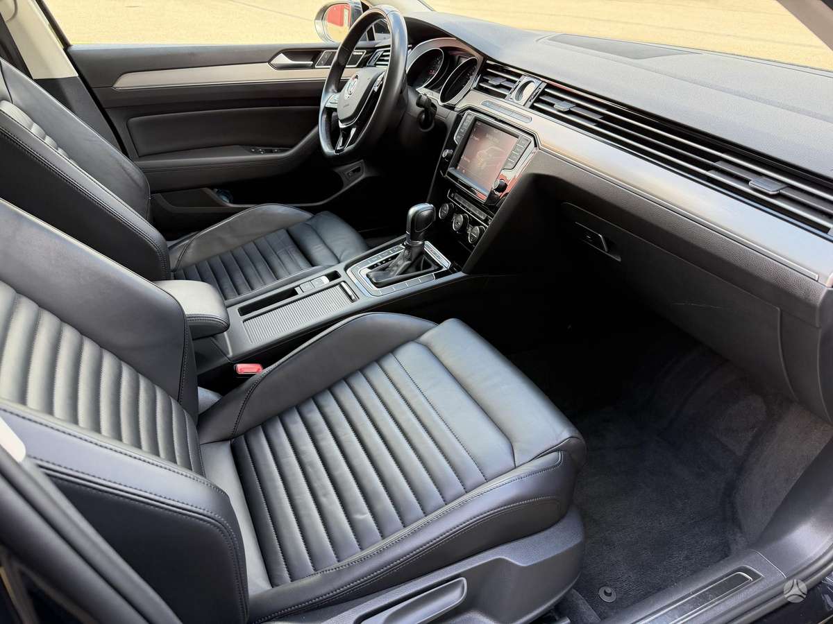 Volkswagen Passat - 10