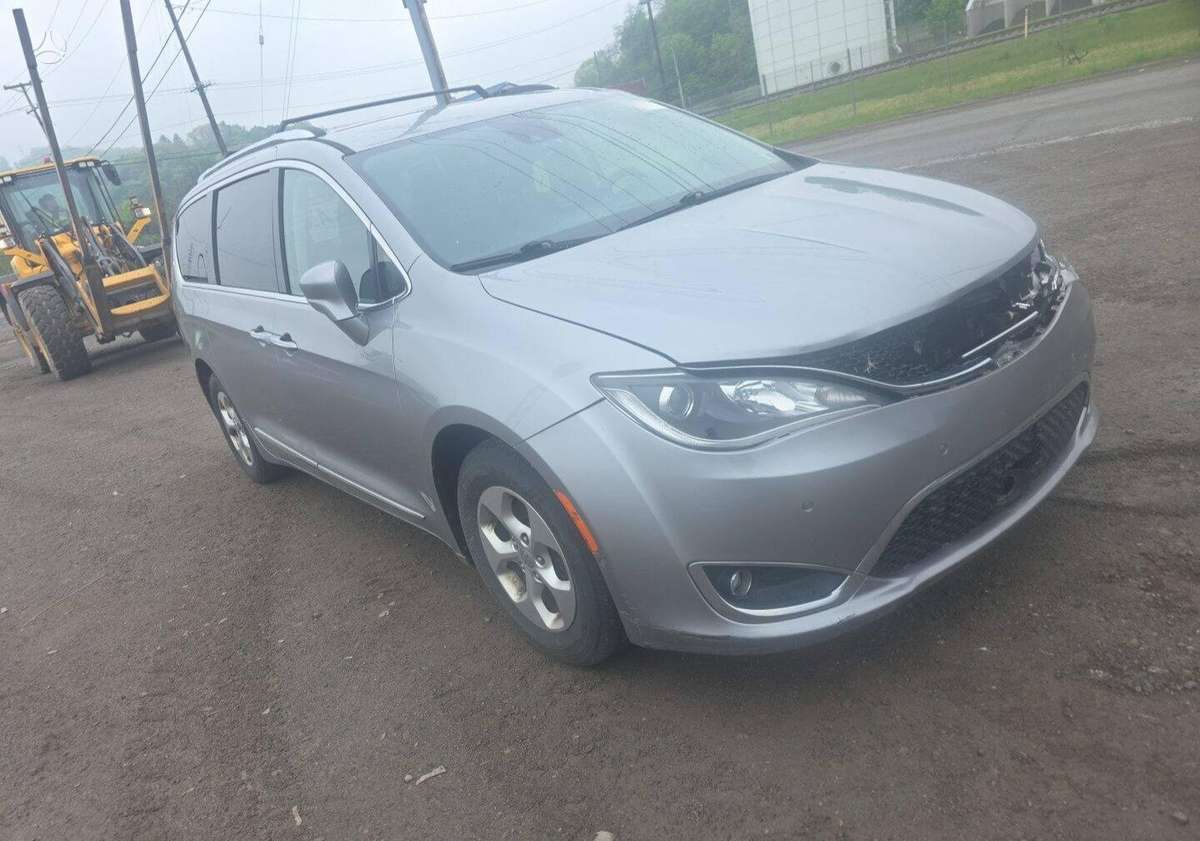 Chrysler Pacifica, 3.6 l., Минивэн