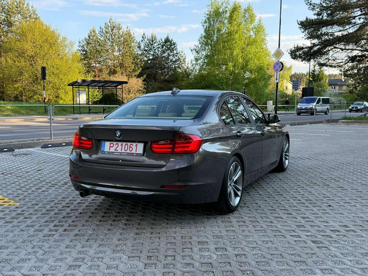 BMW 320, 2.0 l., sedans