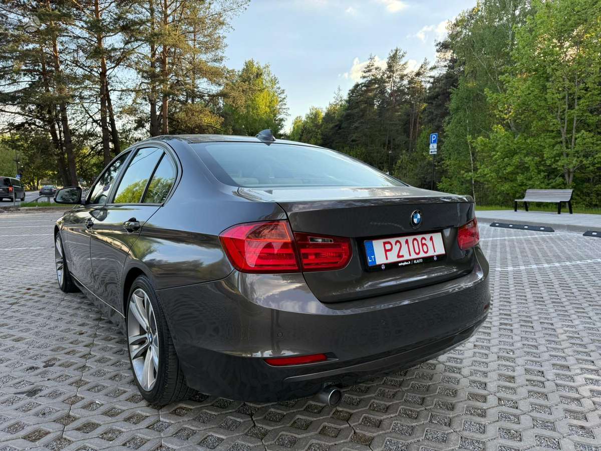 BMW 320, 2.0 l., sedans
