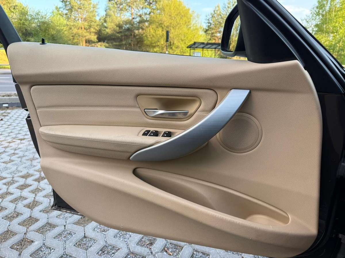 BMW 320, 2.0 l., sedans