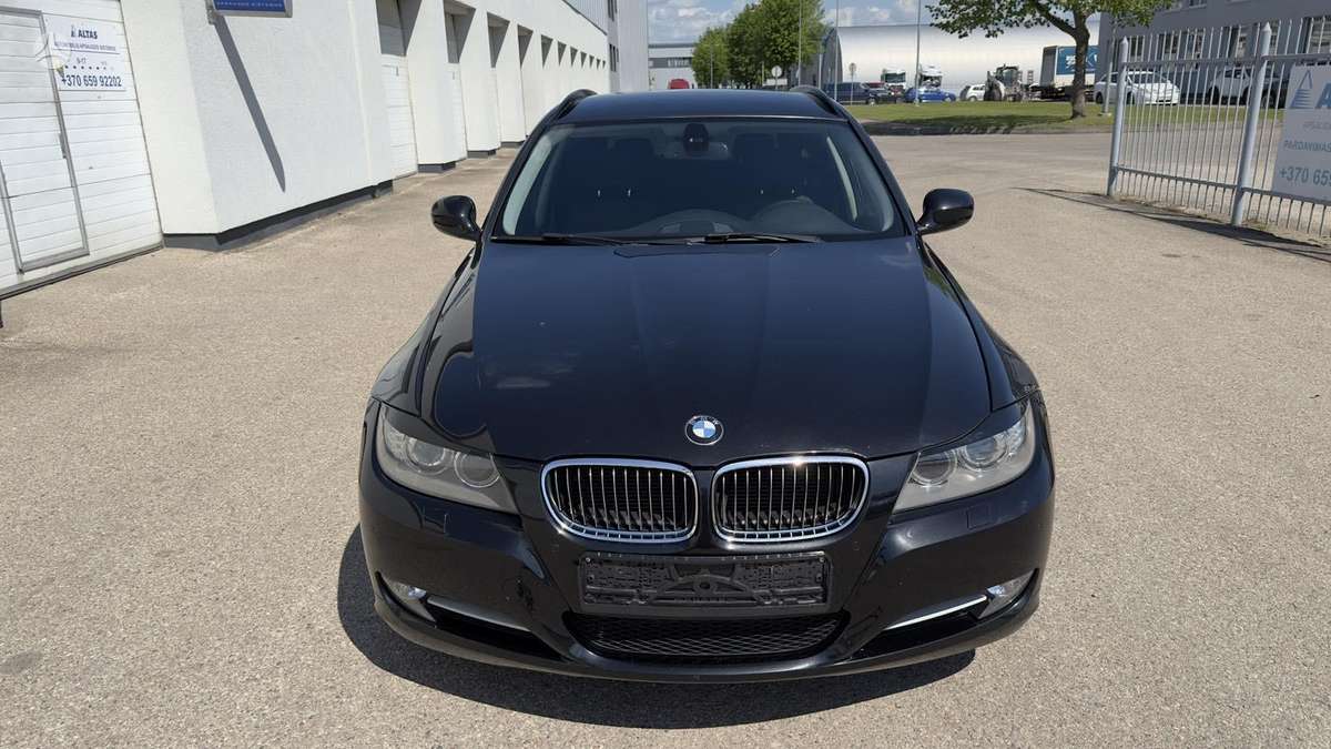 BMW 320, 2.0 l., Универсал