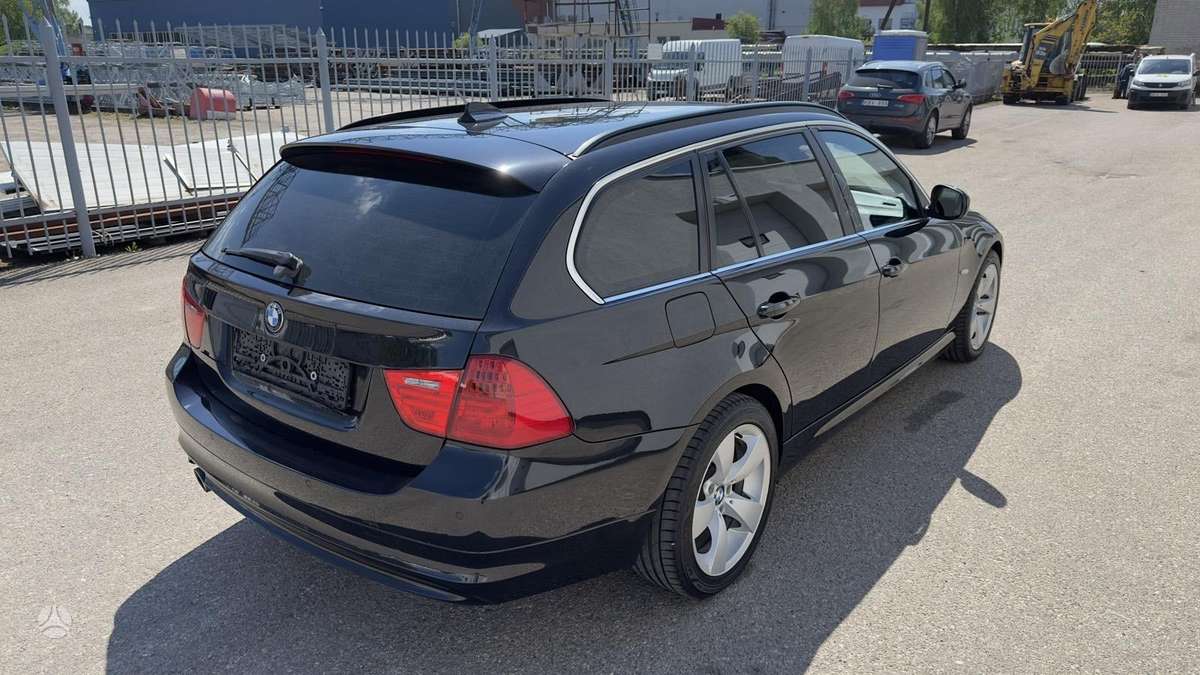 BMW 320, 2.0 l., Универсал