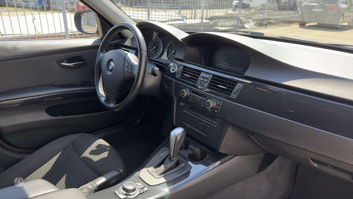 BMW 320, 2.0 l., Универсал