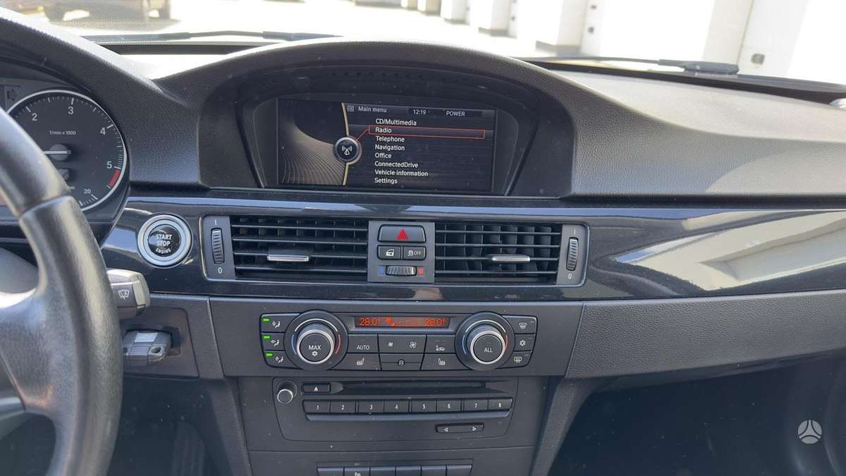 BMW 320, 2.0 l., Универсал