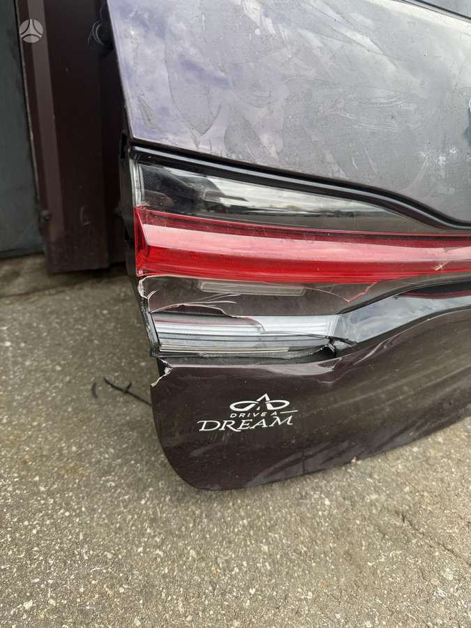 Porsche Macan hood (front, rear)