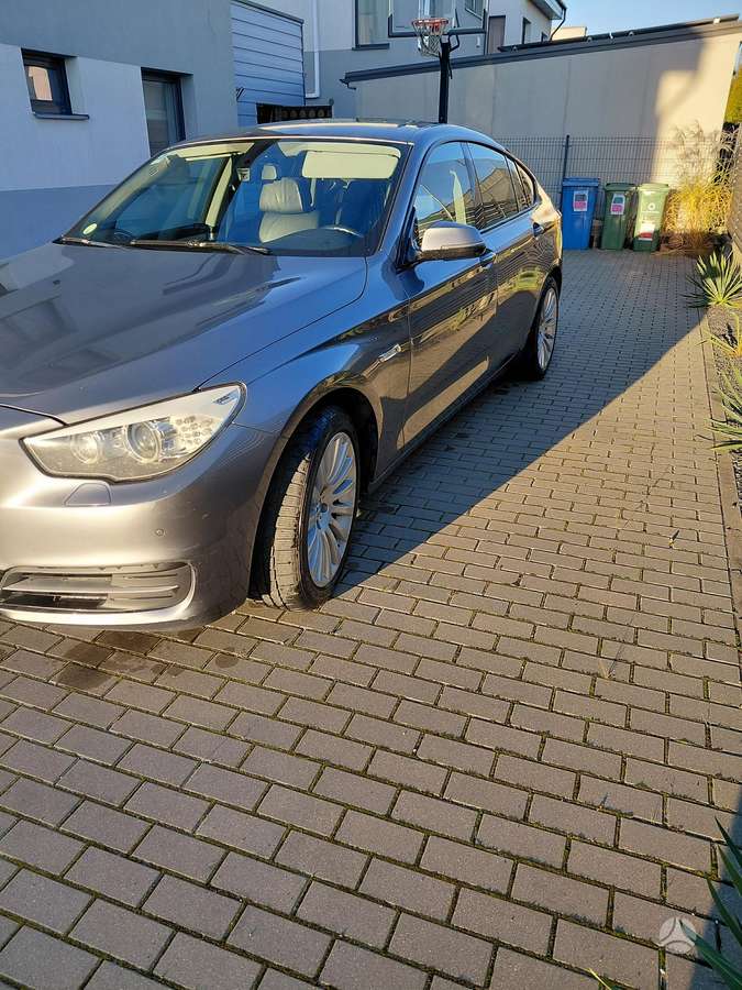 BMW 520 Gran turismo, 2.0 l., hatchback