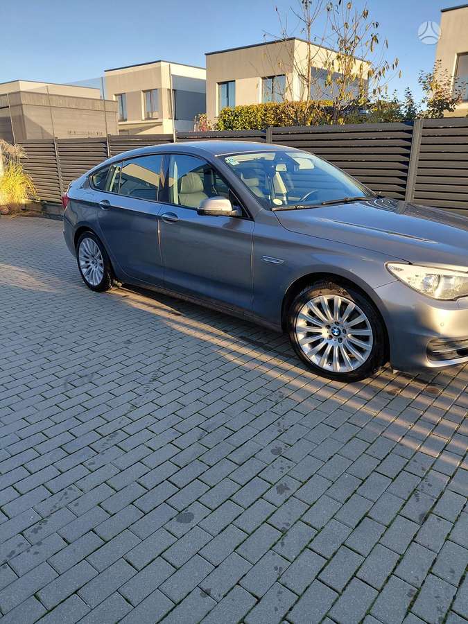 BMW 520 Gran turismo, 2.0 l., hatchback