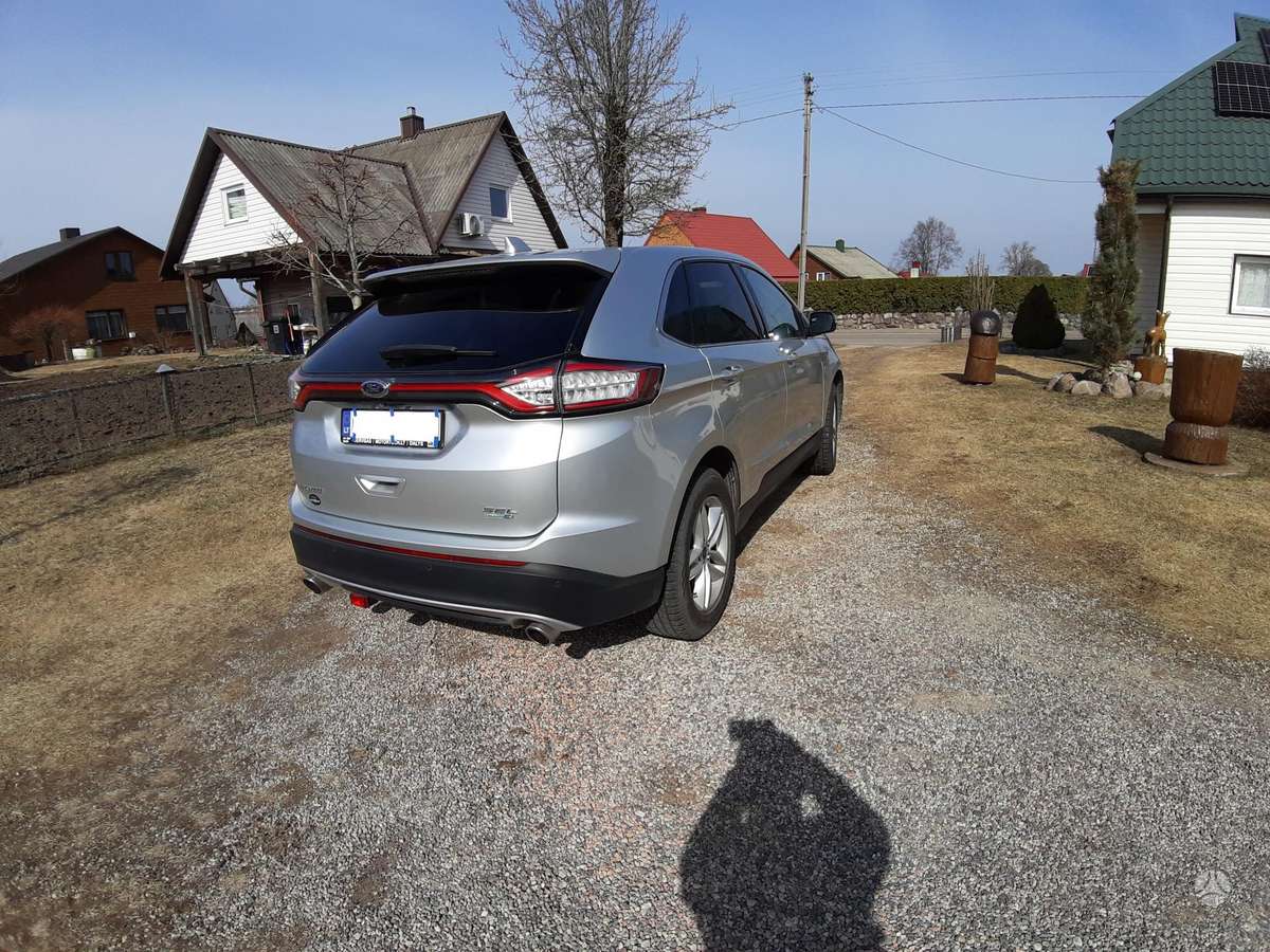 Ford Edge, 2.0 l., off-road / crossover