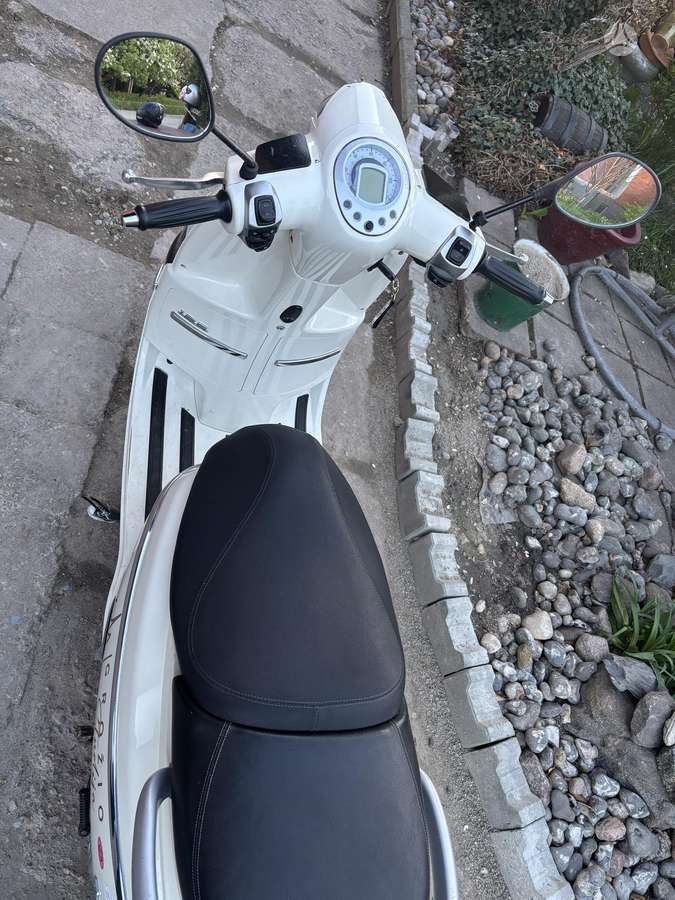 Peugeot Django Evasion, scooters / mopeds