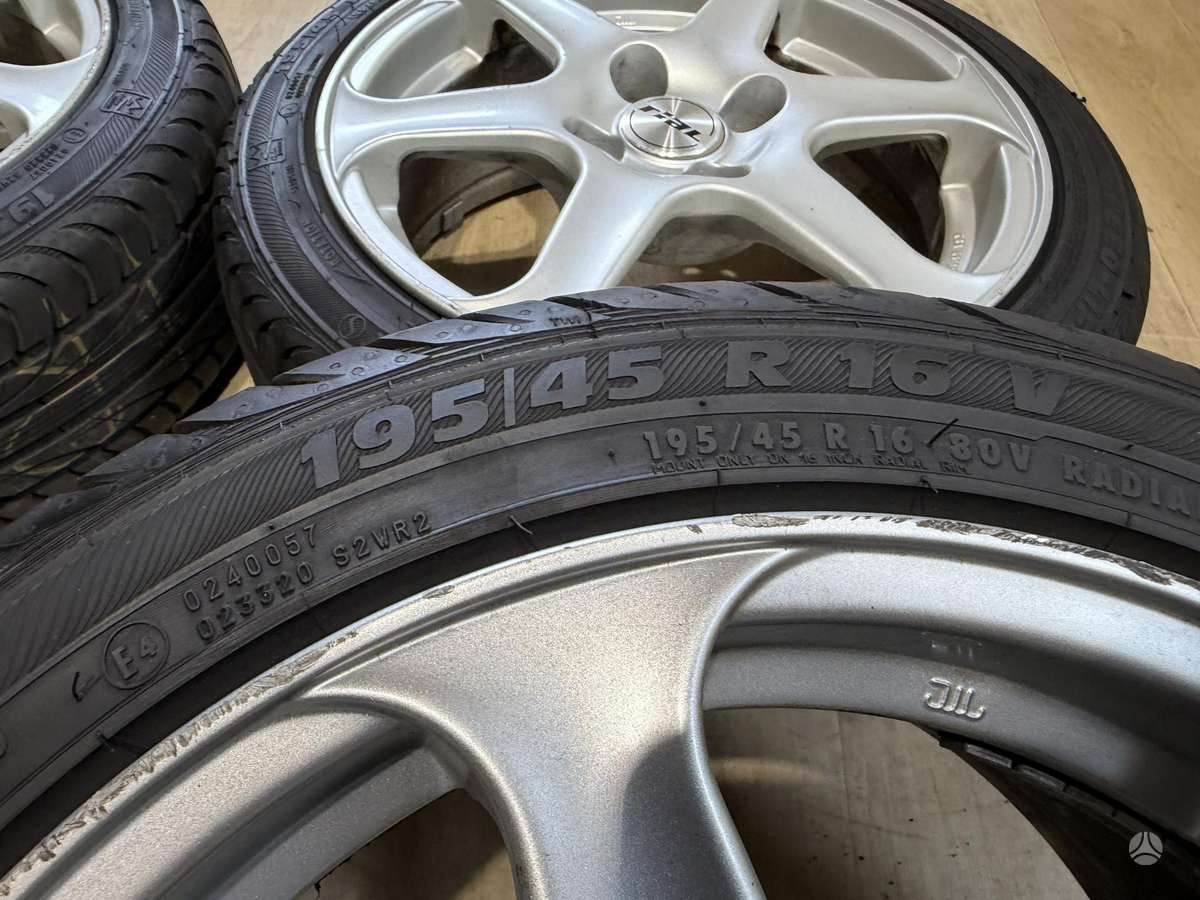 RIAL Su 8mm padangomis, легкосплавные , R16