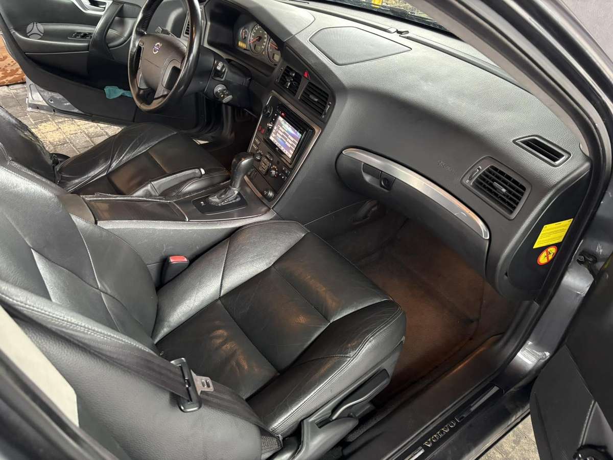 Volvo V70, 2.4 l., wagon
