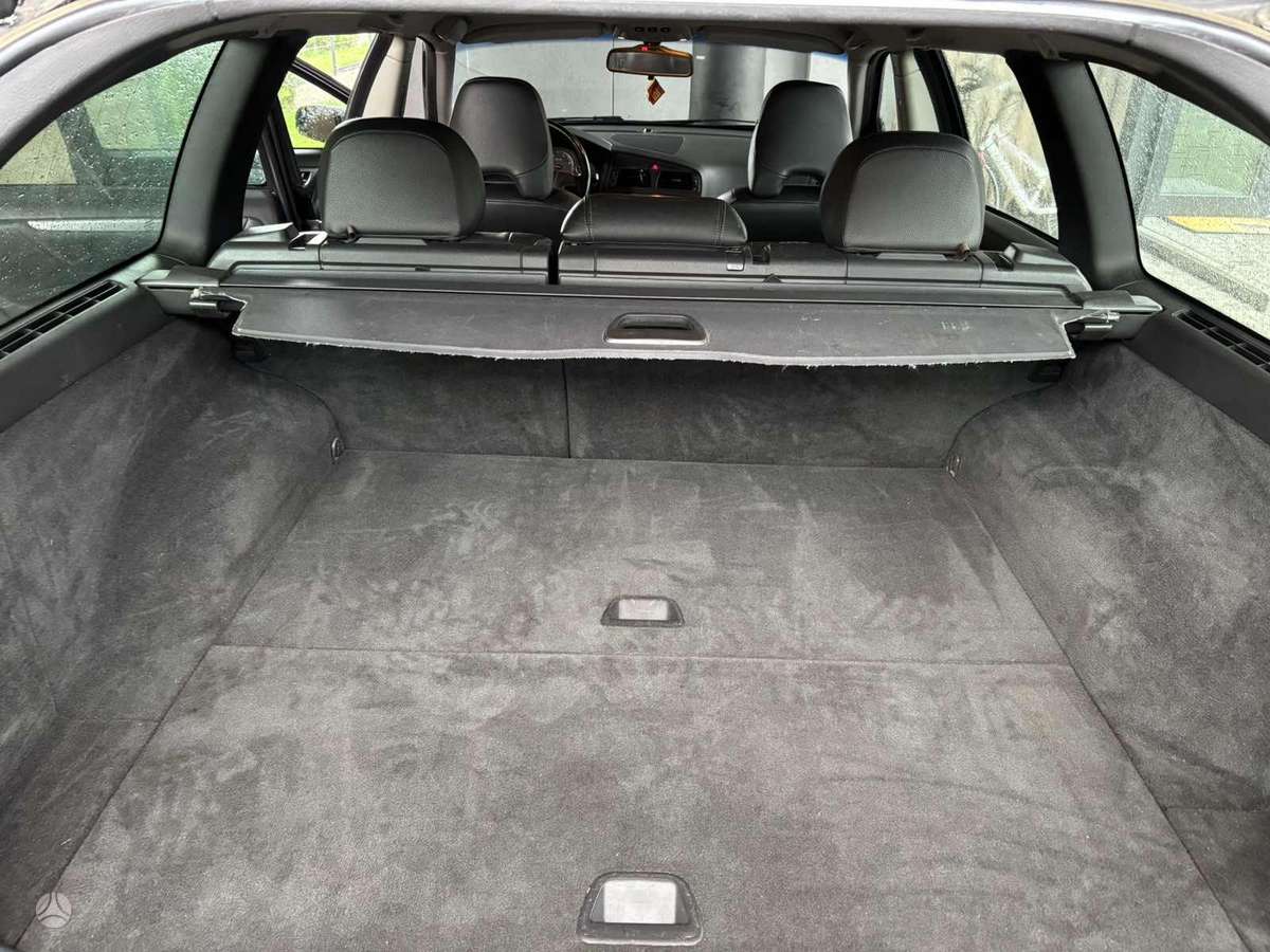 Volvo V70, 2.4 l., wagon