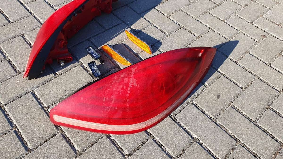 Porsche Panamera bumpers, lights