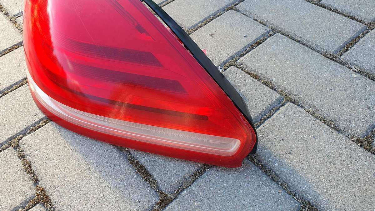 Porsche Panamera bumpers, lights