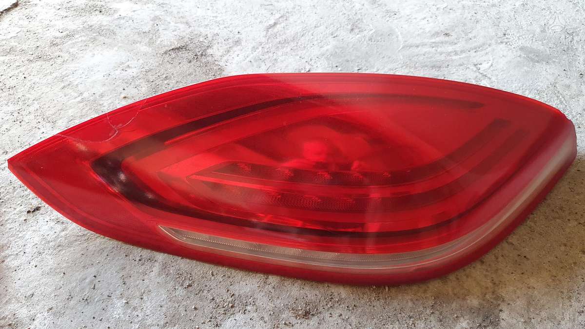 Porsche Panamera bumpers, lights