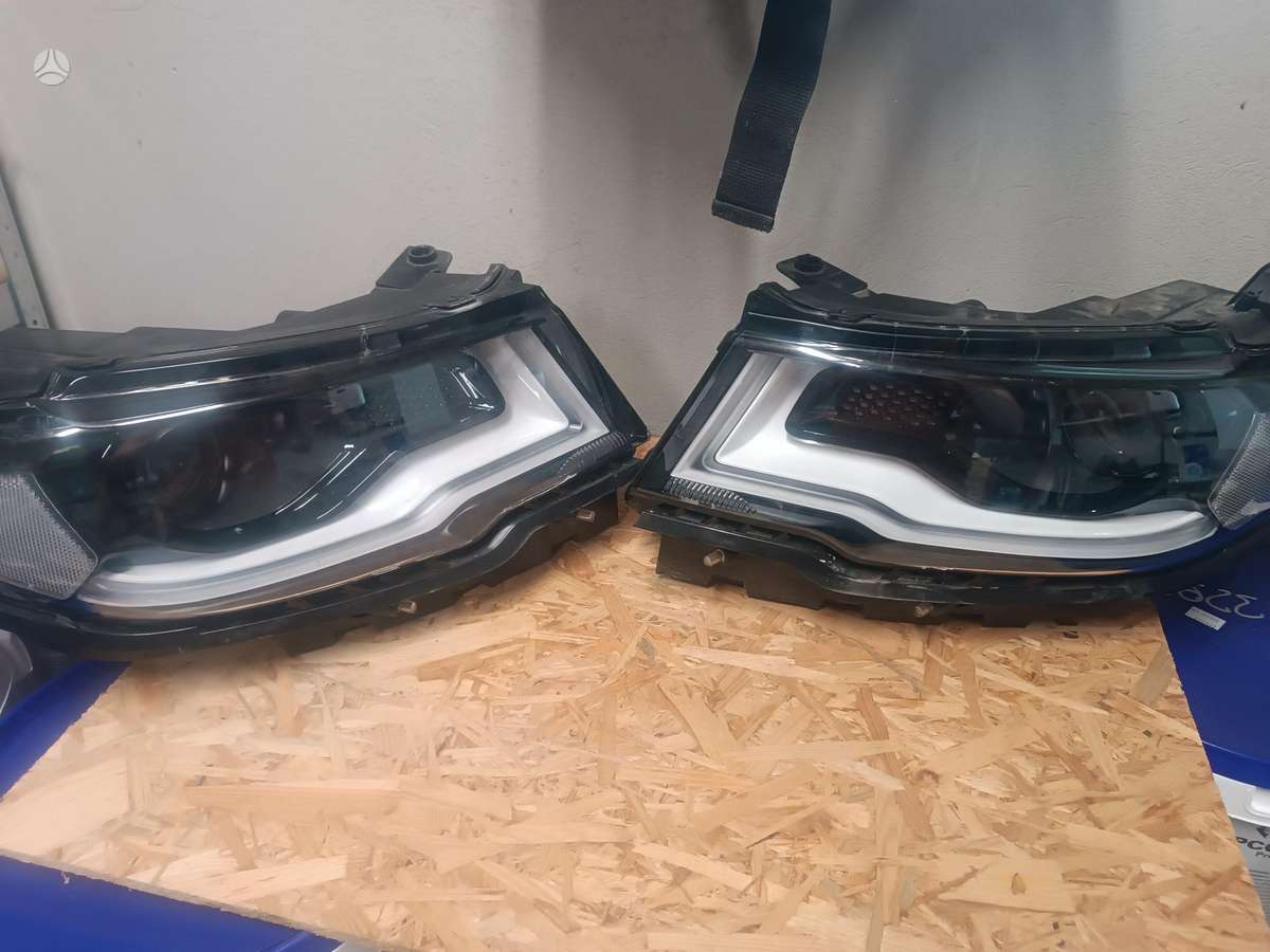 Jeep Compass lights