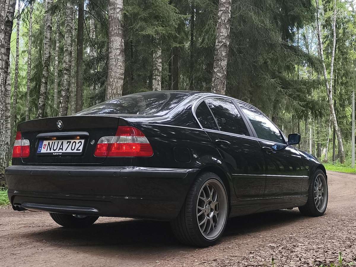 BMW 325, 2.5 l., Седан