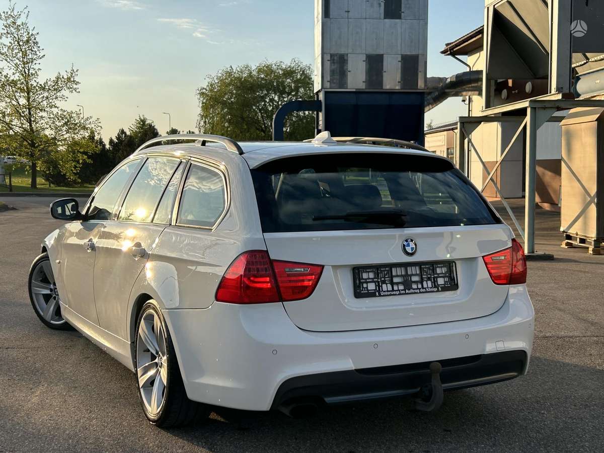 BMW 320, 2.0 l., universalas