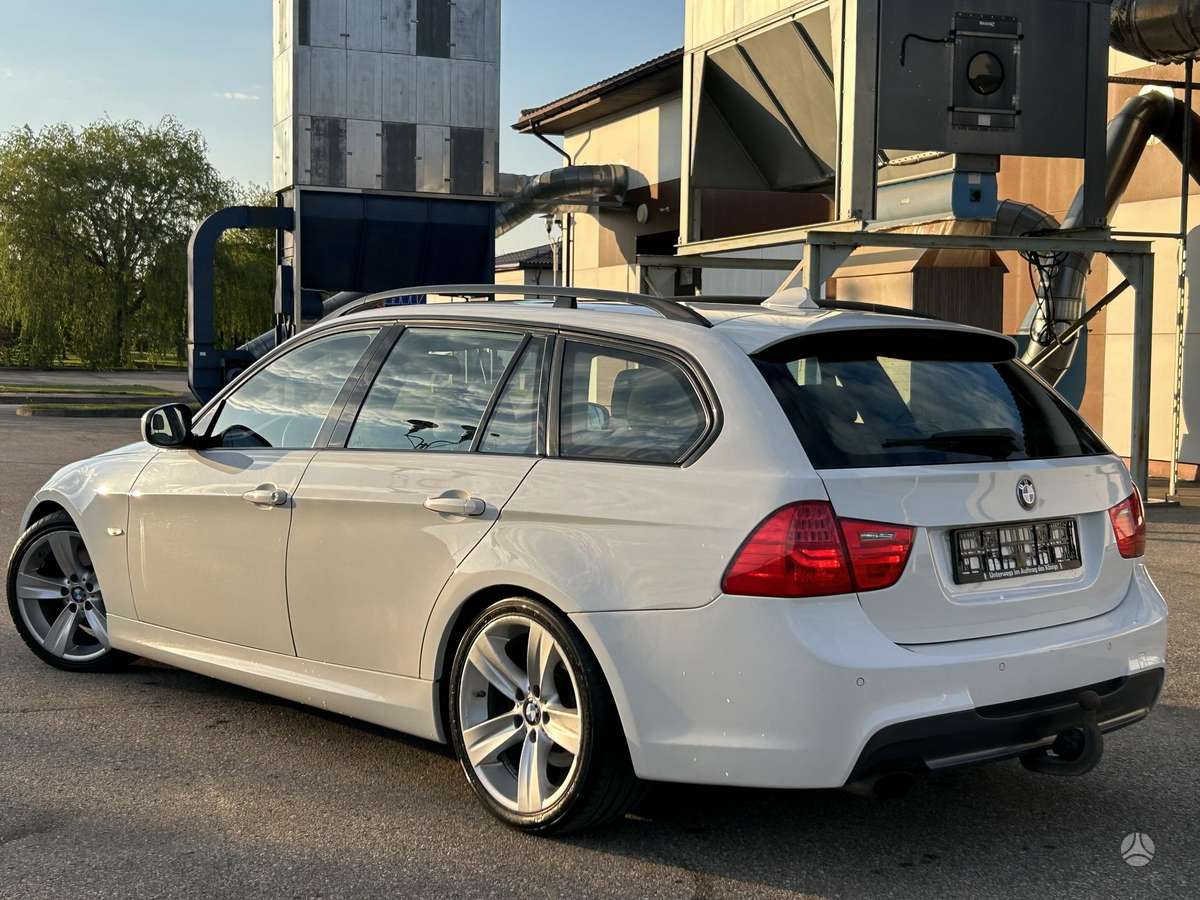 BMW 320, 2.0 l., universalas