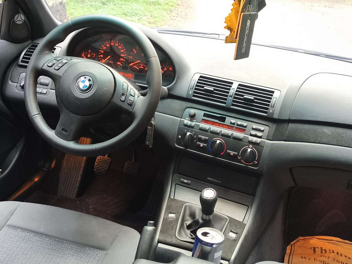 BMW 325, 2.5 l., Седан