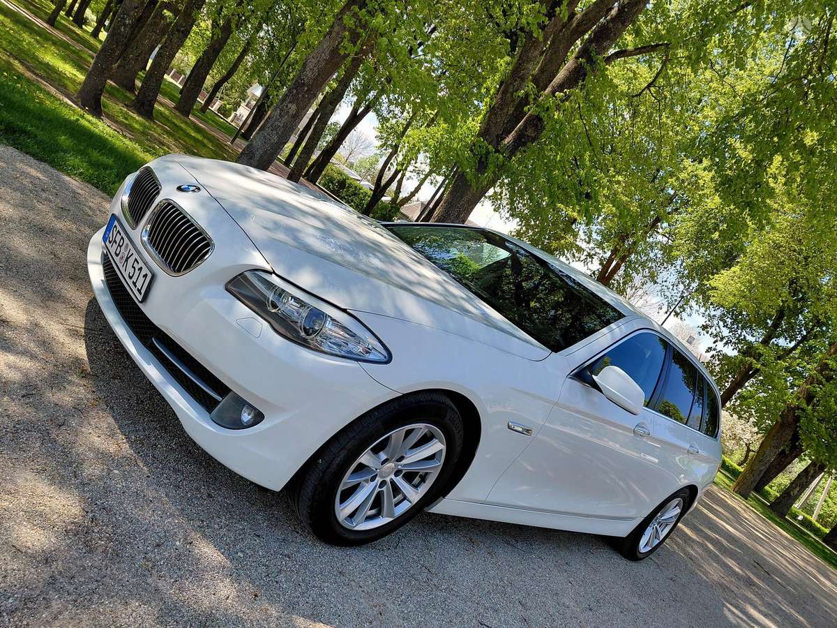 BMW 520, 2.0 l., universalas