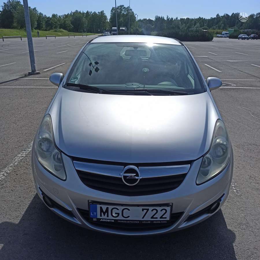 Opel Corsa, 1.3 l., Хэтчбек