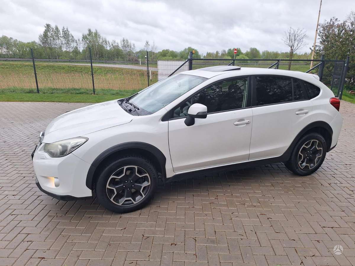 Subaru XV, 2.0 l., Хэтчбек