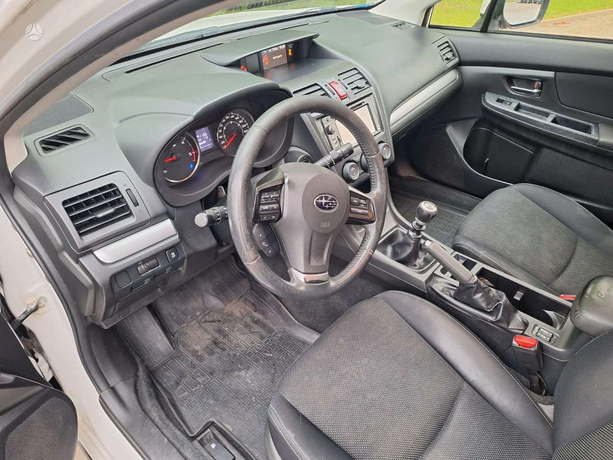 Subaru XV, 2.0 l., Хэтчбек