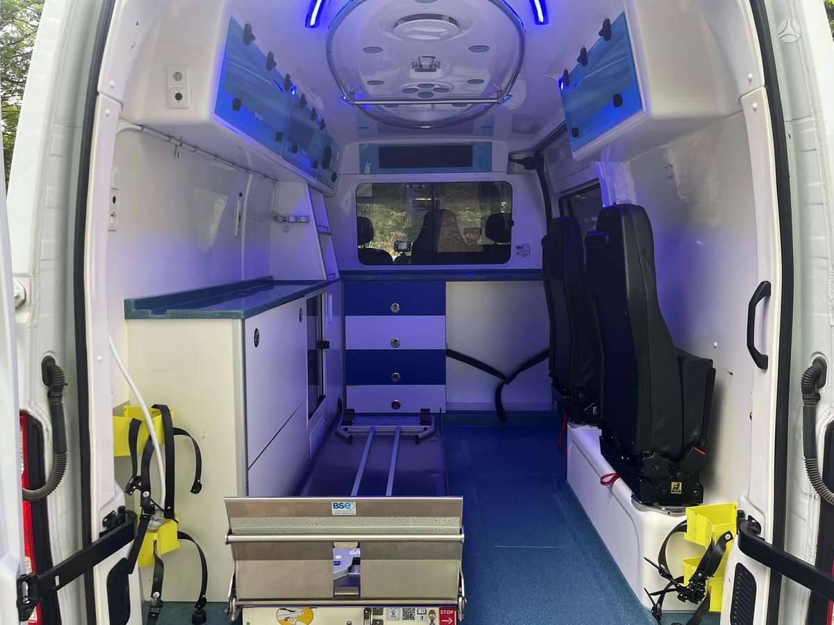 Renault Master, ambulance cars