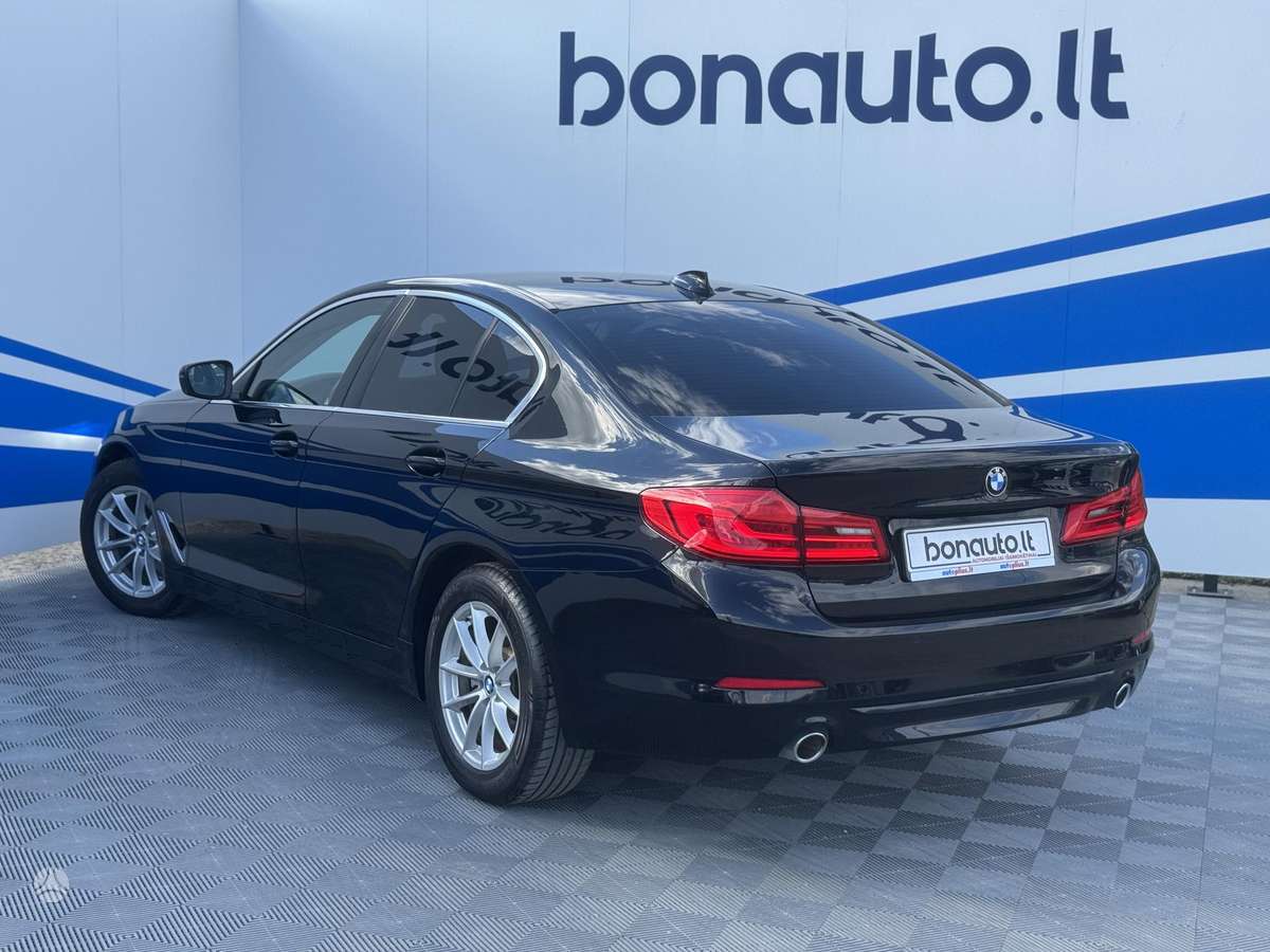 BMW 520, 2.0 l., Седан
