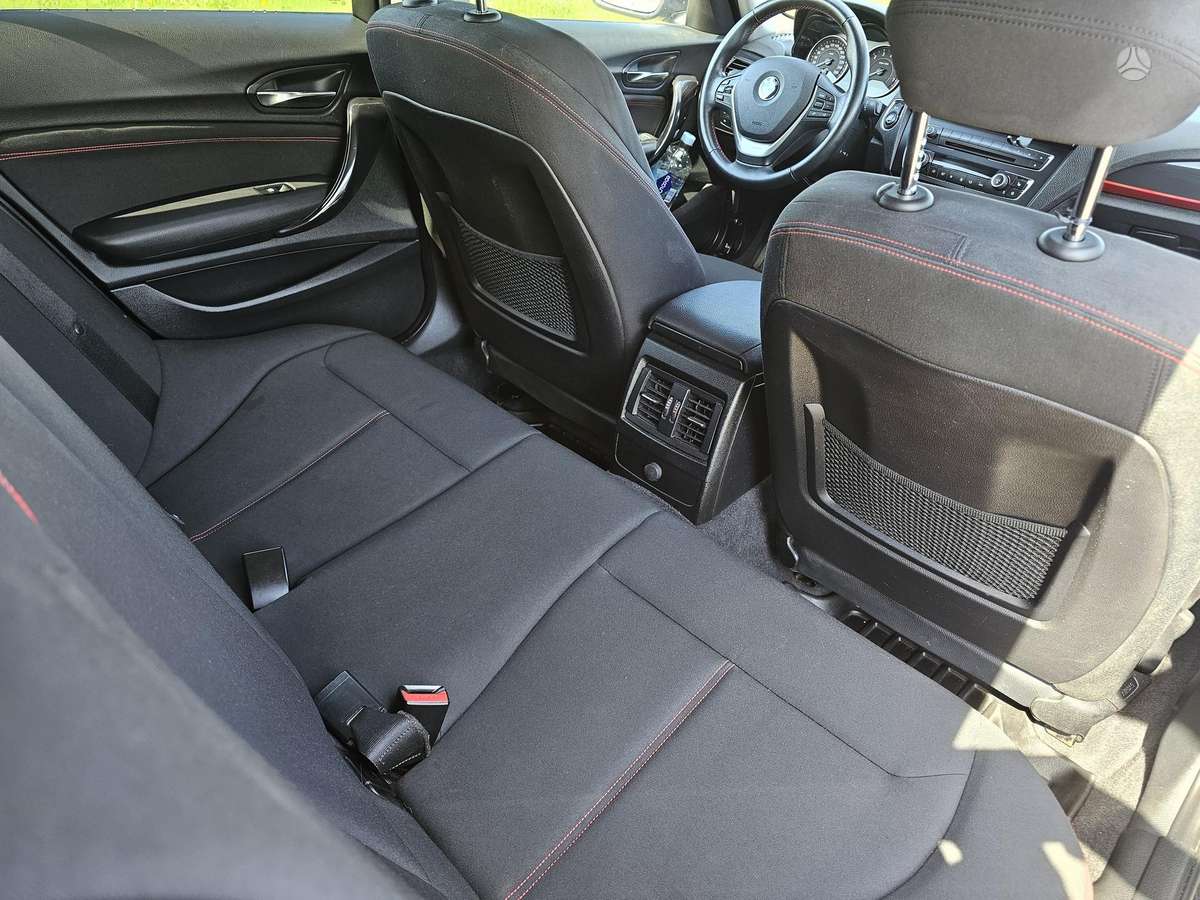 BMW 118, 1.6 l., hatchback