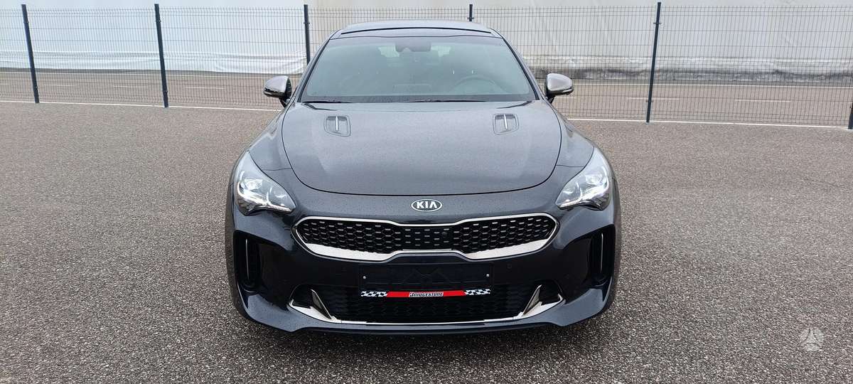 Kia Stinger, 2.2 l., hatchback