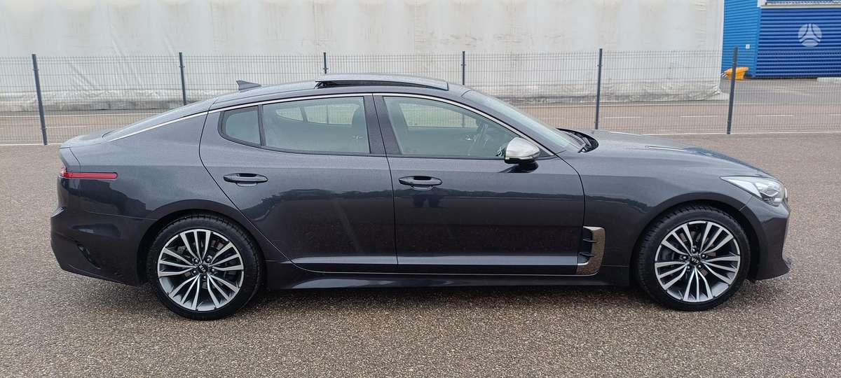 Kia Stinger, 2.2 l., hatchback