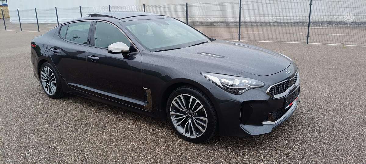 Kia Stinger, 2.2 l., hatchback