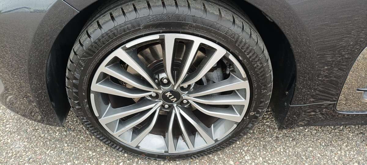 Kia Stinger, 2.2 l., hatchback