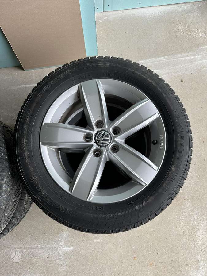 Volkswagen, light alloy, R16