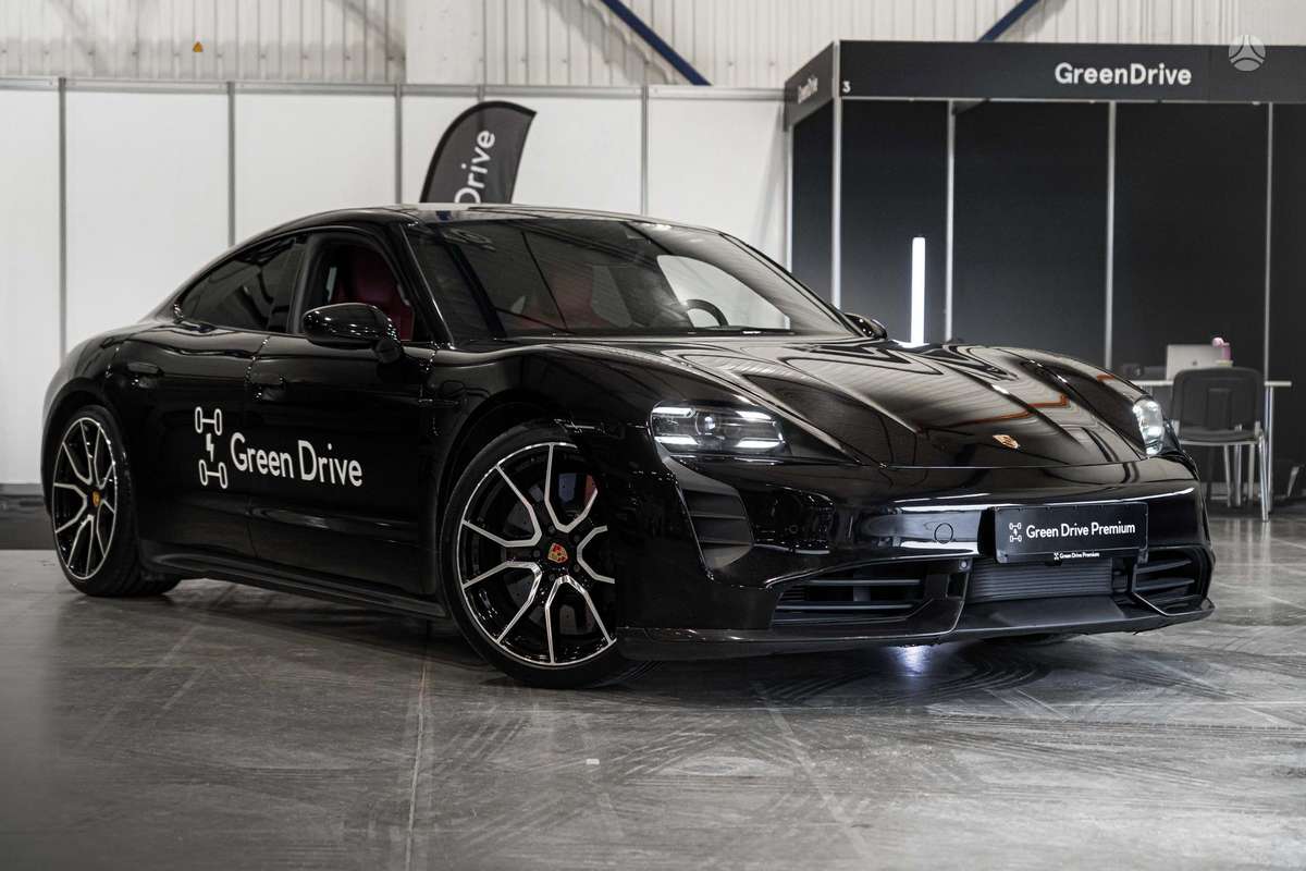 Porsche Taycan - 7