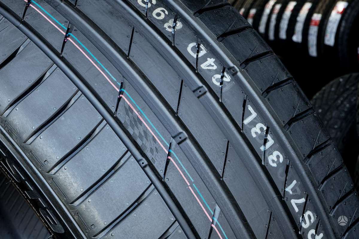 Kumho Ecsta PS71 SUV, summer 275/40 R22
