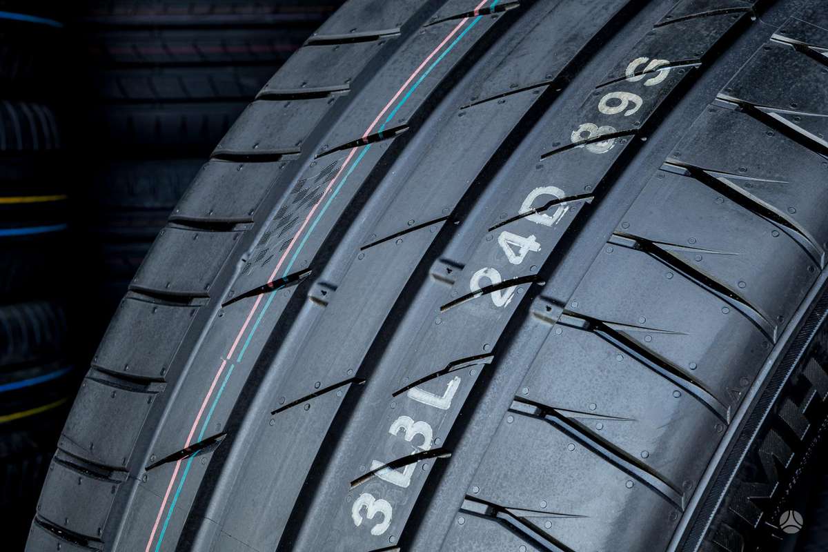 Kumho Ecsta PS71 SUV, summer 275/40 R22