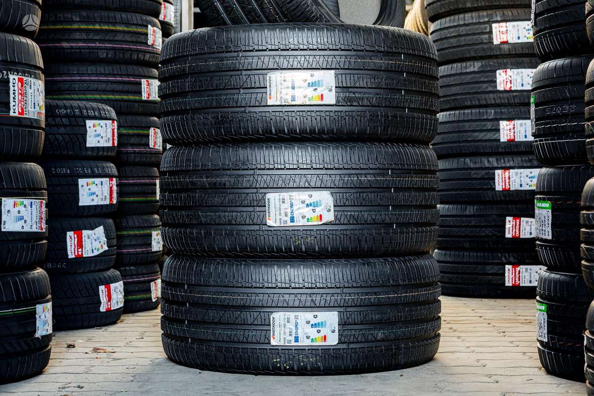 Hankook Dynapro HP2 Plus, летние 285/40 R22