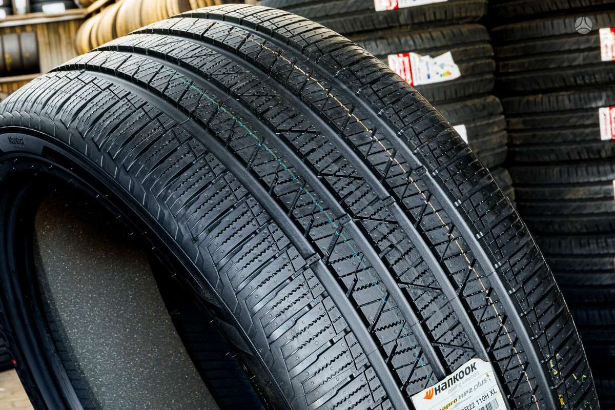 Hankook Dynapro HP2 Plus, summer 285/40 R22