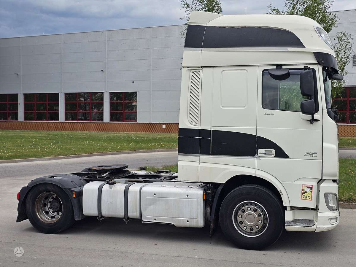 DAF XF 460, double sleeper
