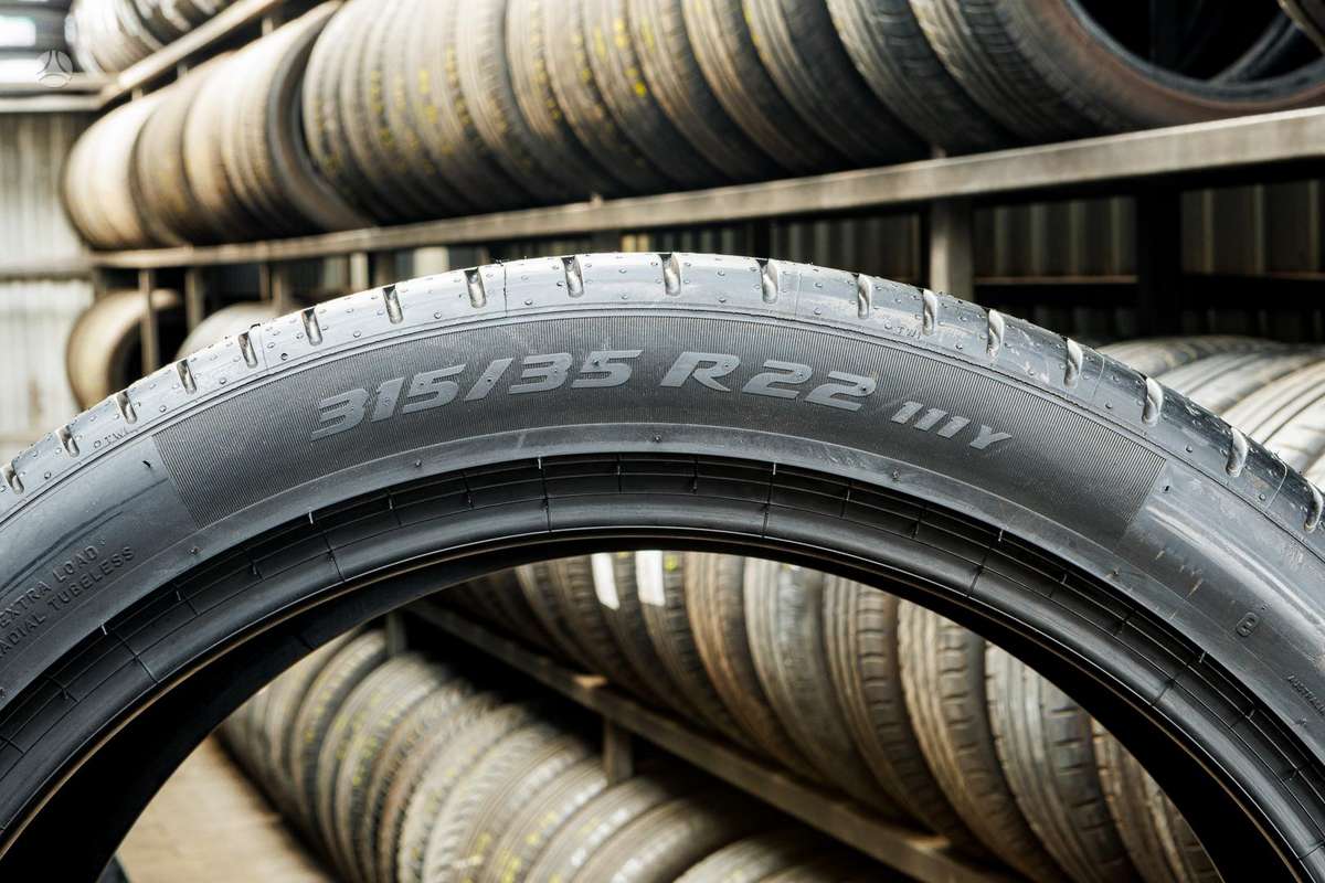 Pirelli P Zero 4 (BMW), summer 275/40 R22