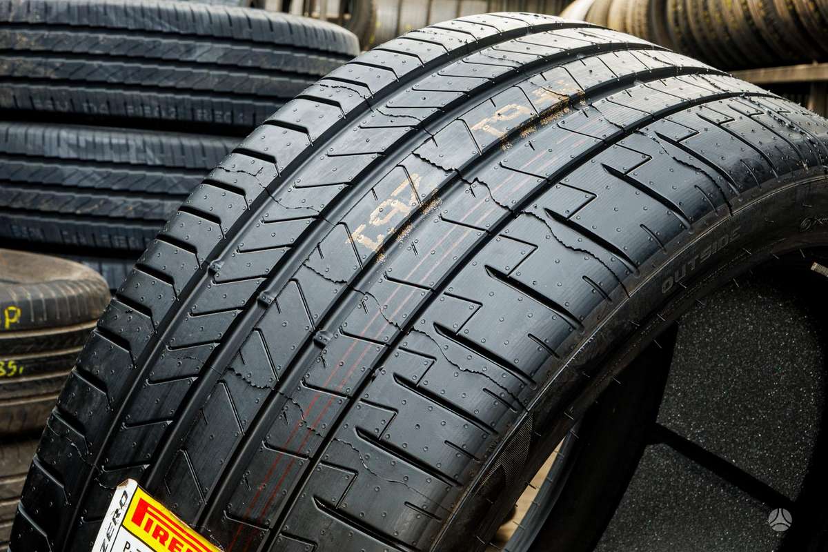Pirelli P Zero 4 (BMW), summer 315/35 R22