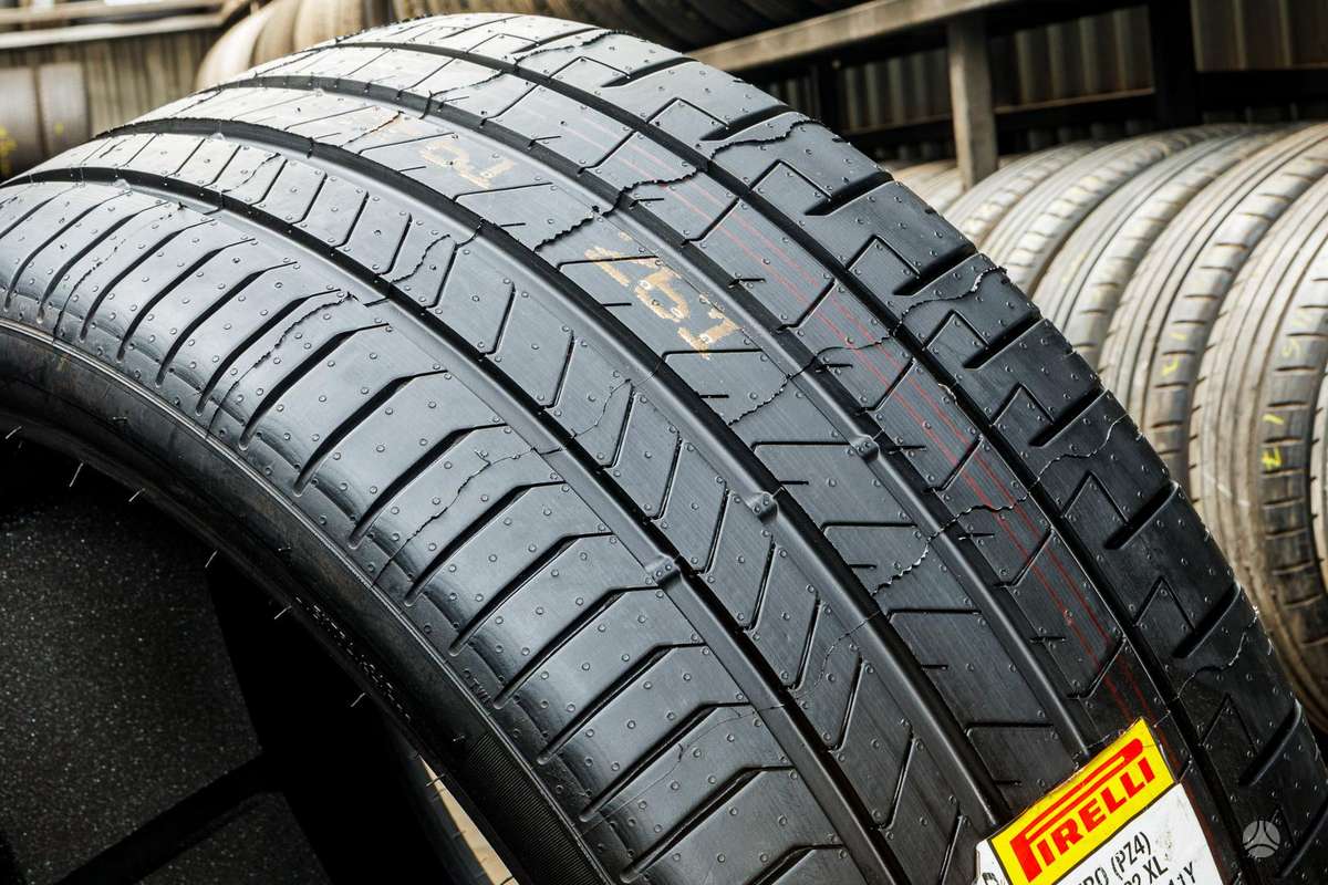 Pirelli P Zero 4 (BMW), summer 315/35 R22