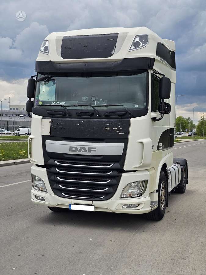 DAF XF 460, double sleeper