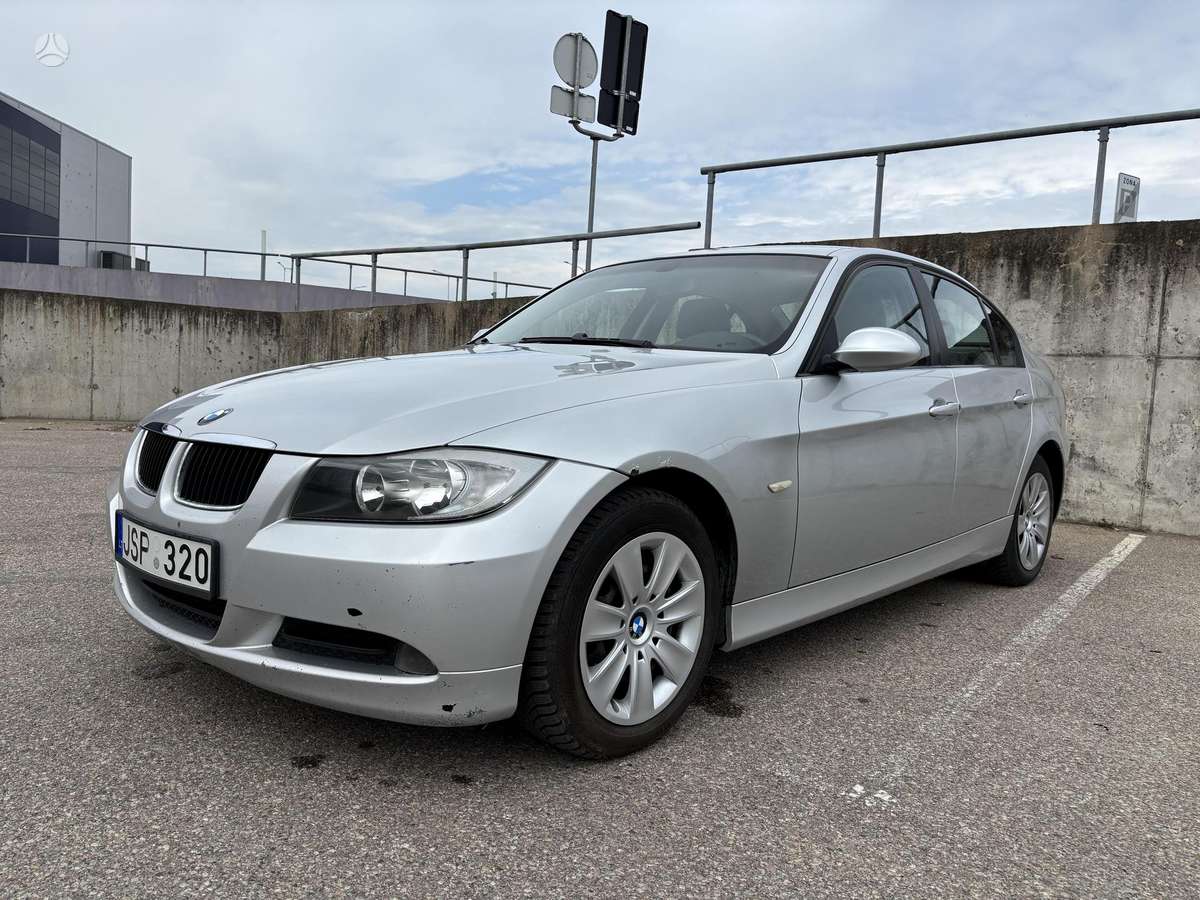 BMW 318, 2.0 l., Седан