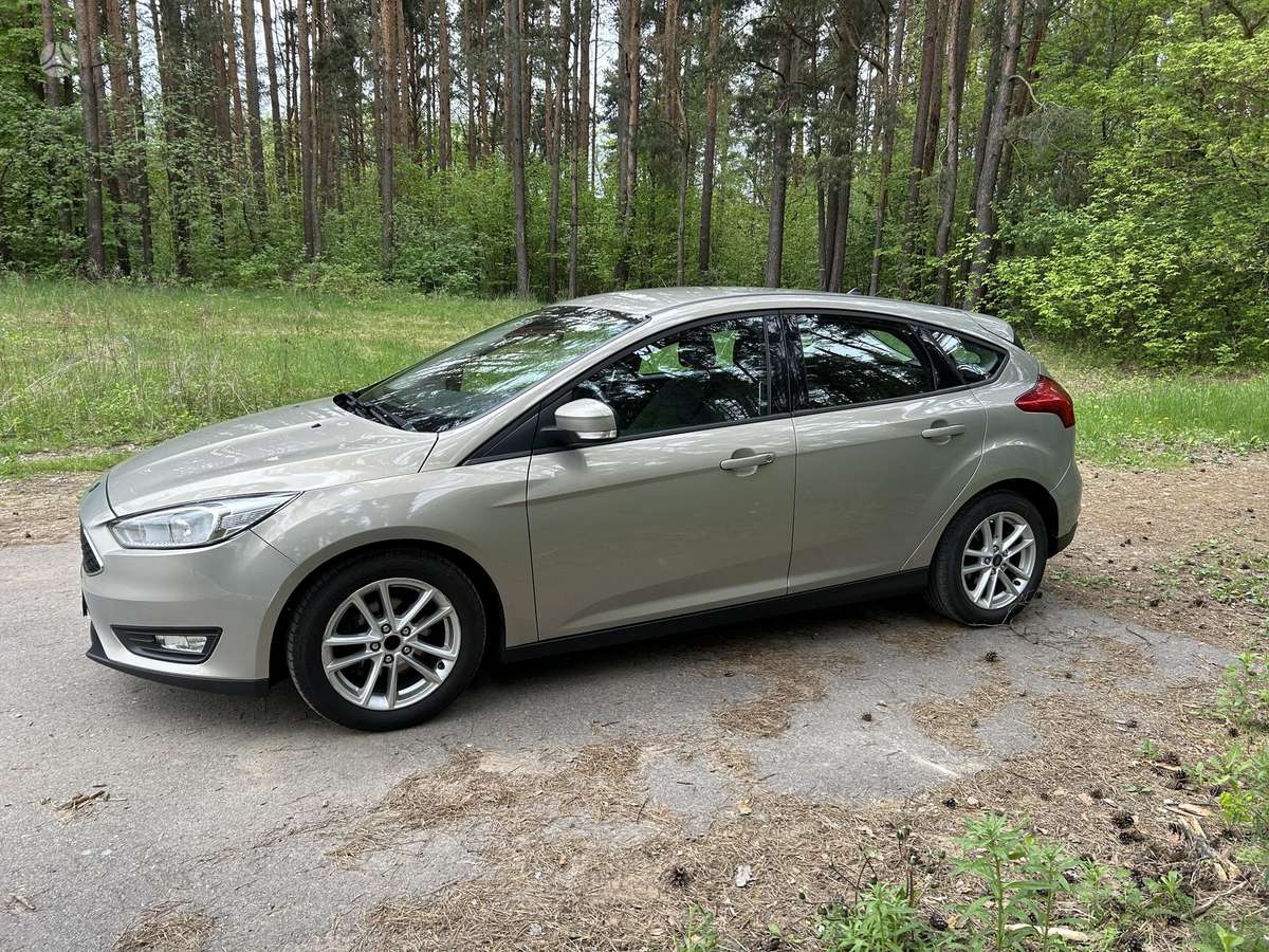Ford Focus, 1.0 l., hatchback